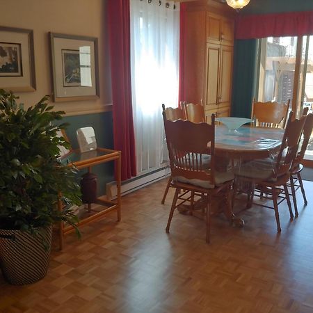 3 Bedrooms 3 Beds Near Metro -2 Parking Free 蒙特利尔 外观 照片
