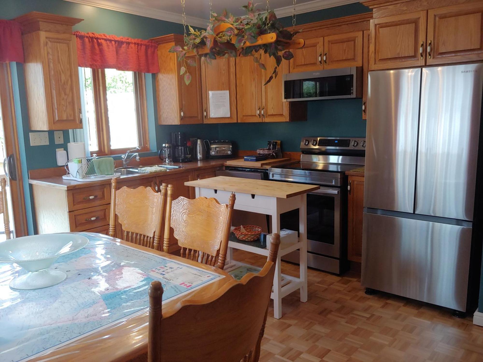 3 Bedrooms 3 Beds Near Metro -2 Parking Free 蒙特利尔 外观 照片