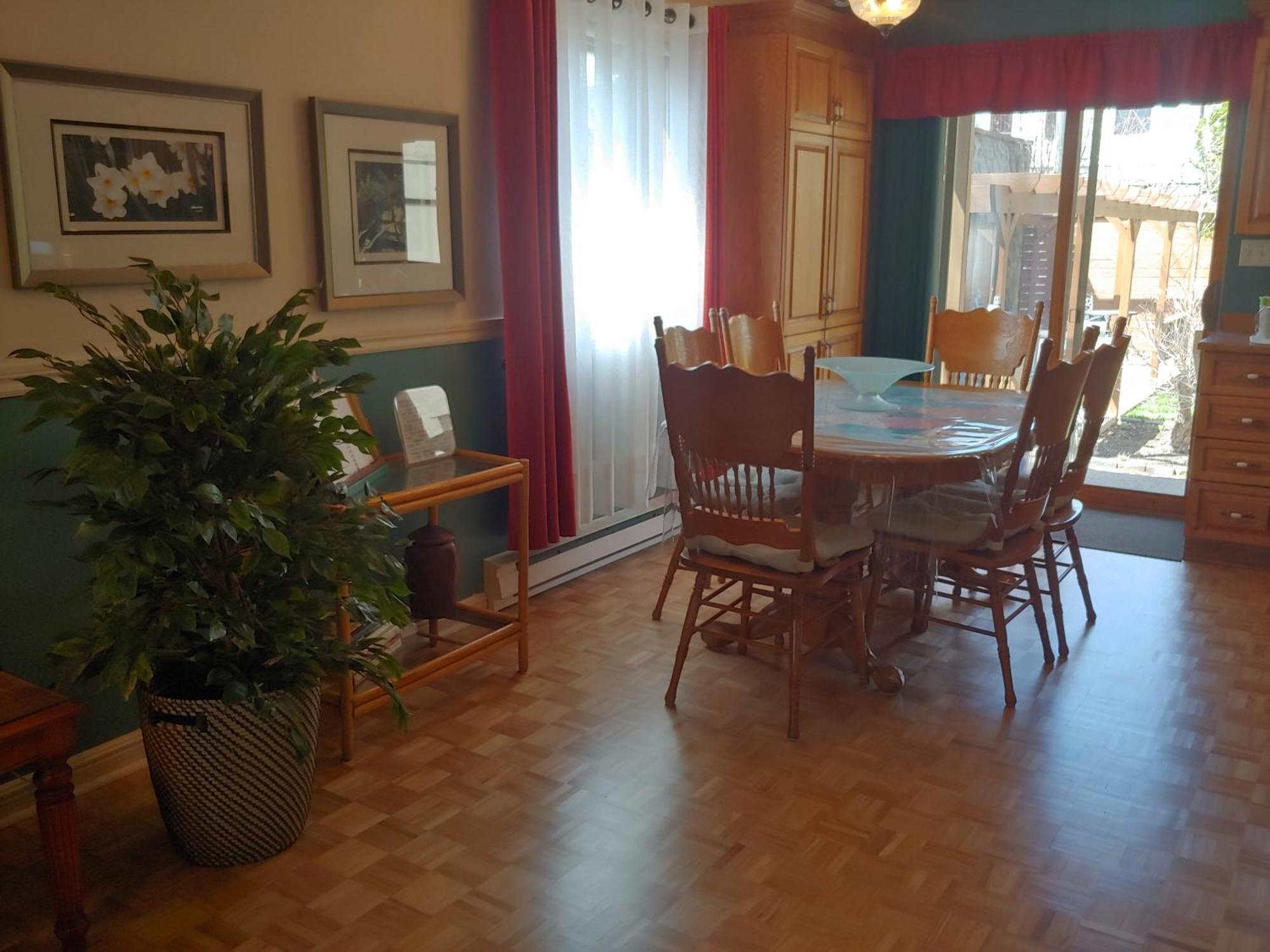 3 Bedrooms 3 Beds Near Metro -2 Parking Free 蒙特利尔 外观 照片